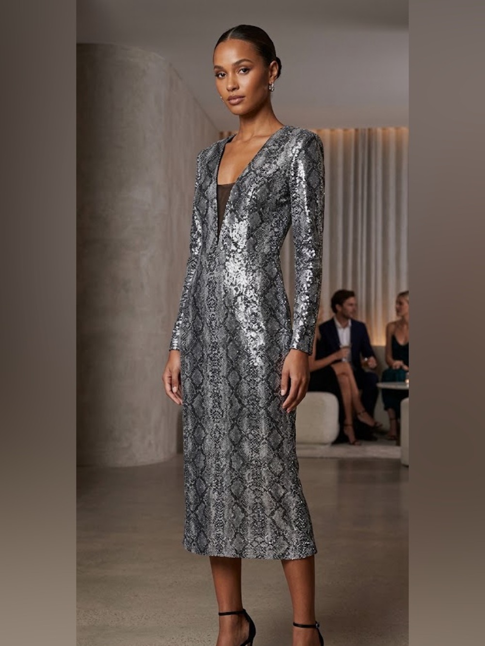- ELLIATT / NWT Elena  long sleeve Dress snakeskin Sequin Cocktail dress S